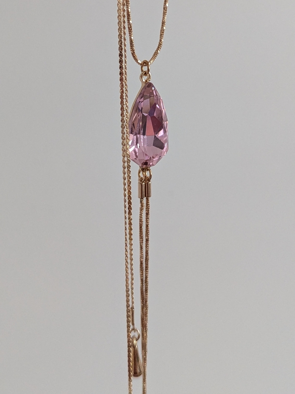 2-for-1 🎁 Forever 21 Gold-Tone Lariat Y-Shape Pink Teardrop Charms Necklace